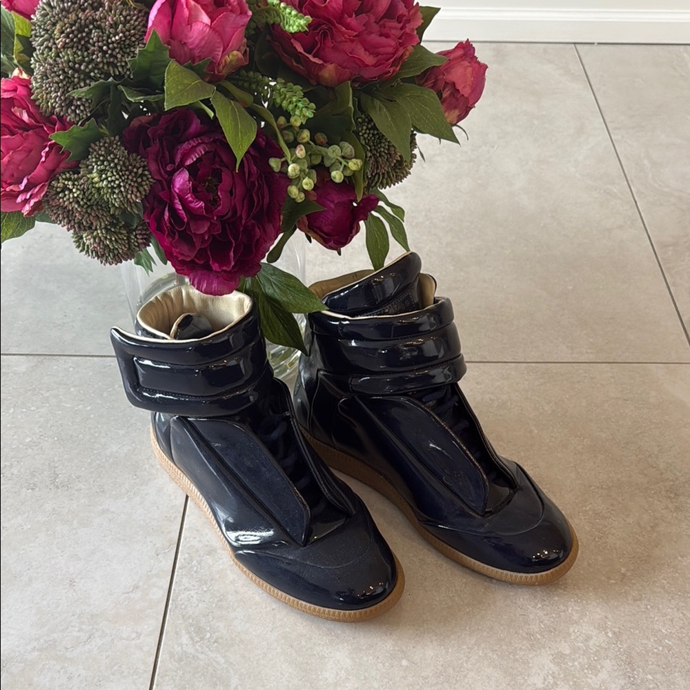 Maison Margiela -Blue Patent Leather Women's Future hightop Sneakers us 9